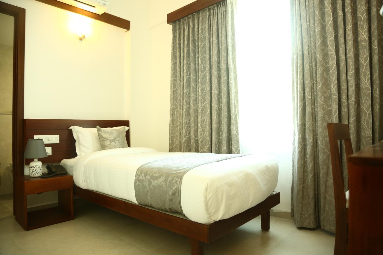 Niko Hotels Kochi Kültér fotó