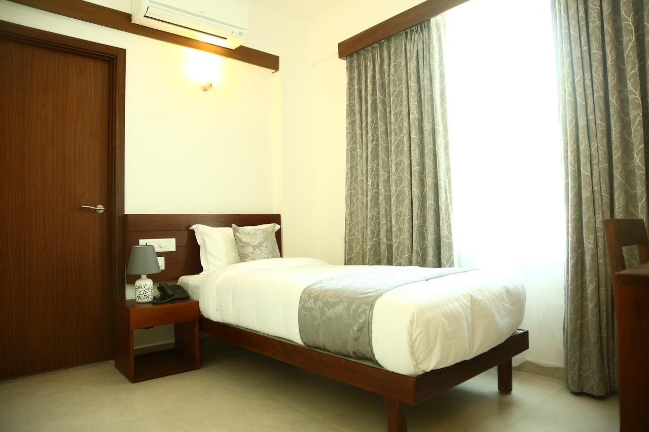 Niko Hotels Kochi Kültér fotó