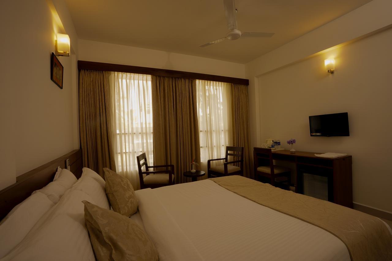 Niko Hotels Kochi Kültér fotó
